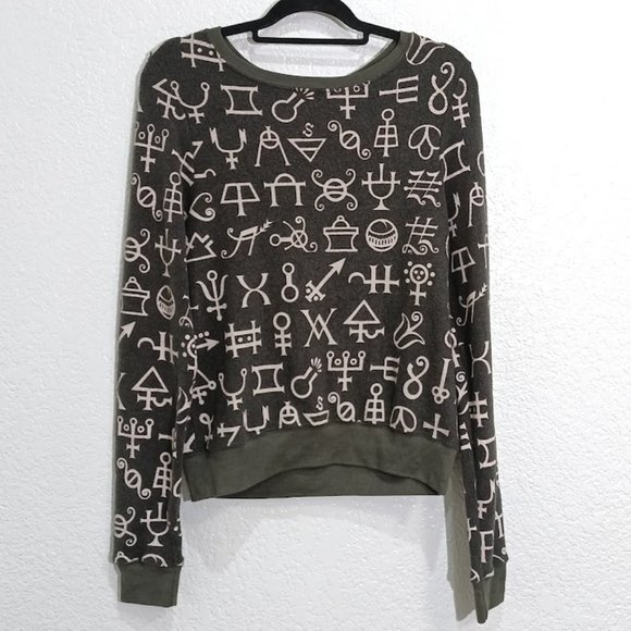 Wildfox Tops - Wildfox Speaking Witchcraft  Baggy Beach Jumper